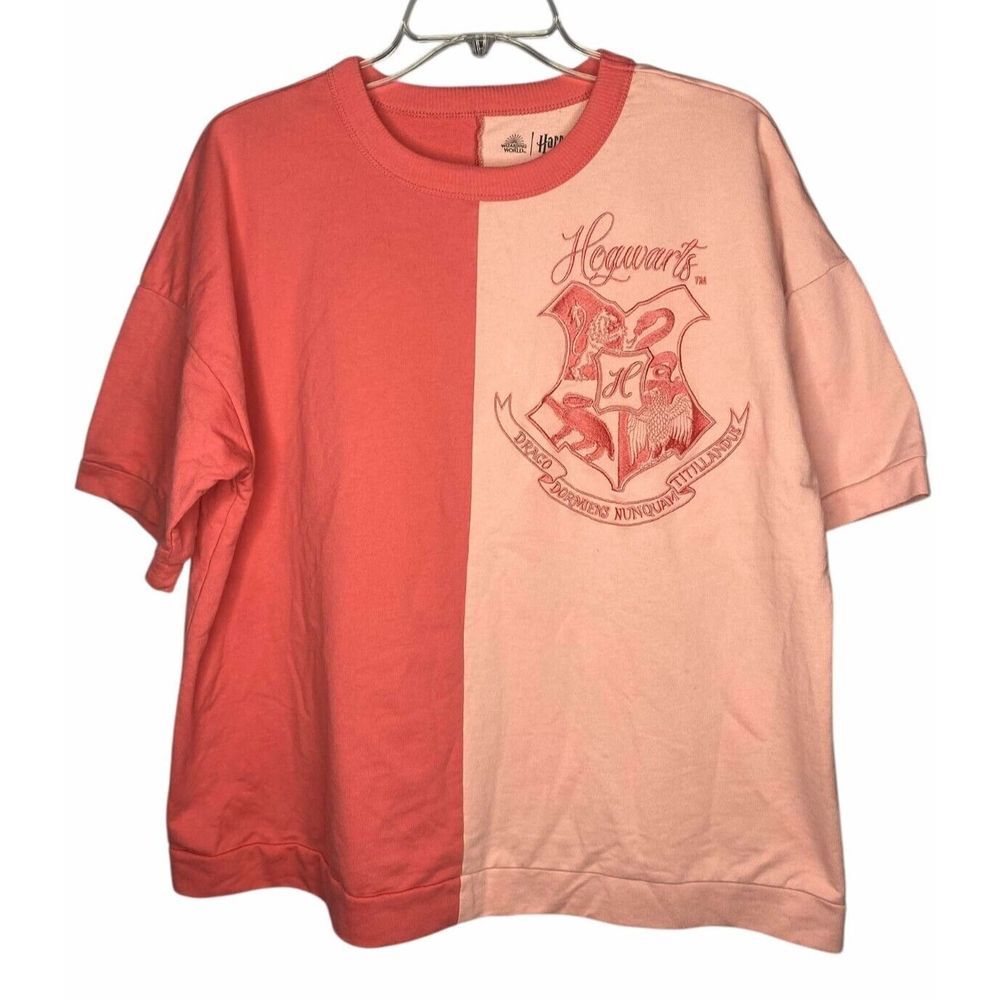 Harry Potter Hogwarts Crest Short Sleeve Sweatshirt Top Size XL Pink Embroidered